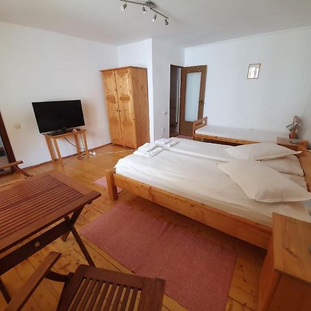 Casa Terezia Otel Braşov Dış mekan fotoğraf